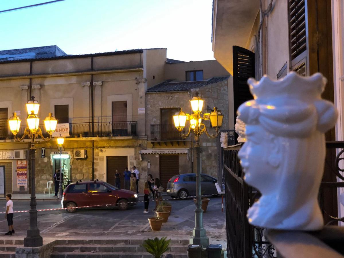 Apartamento Cortile Umberto Racalmuto Exterior foto